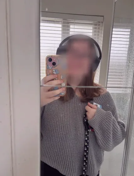 Elisa, 23