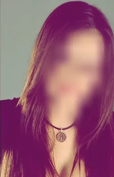 Emilia, 31