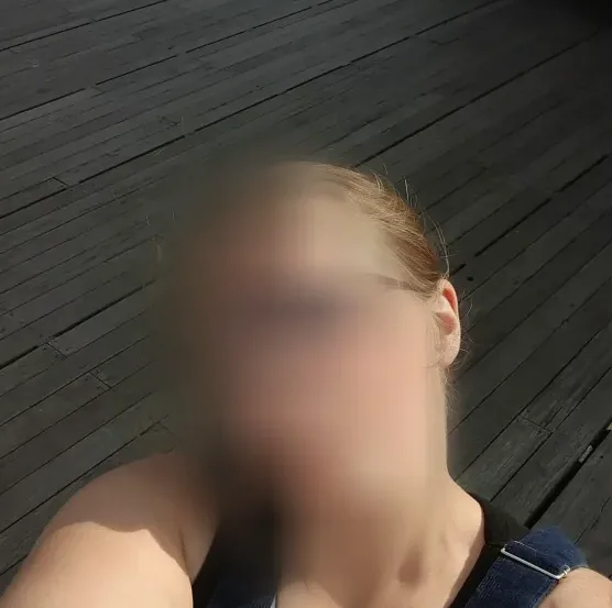 Lea, 32