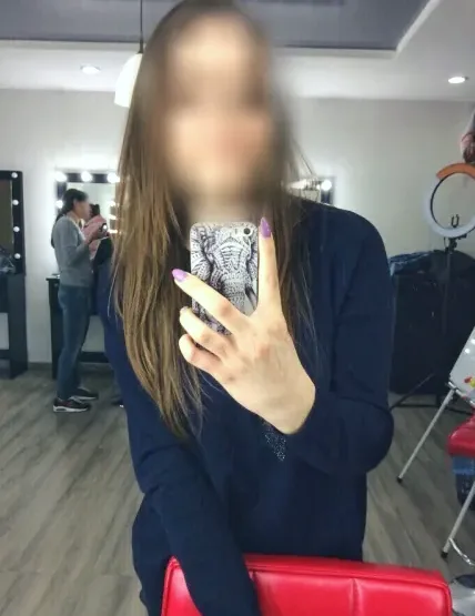 Leonie, 29