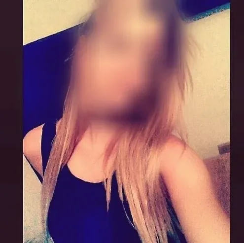 Nicole, 36