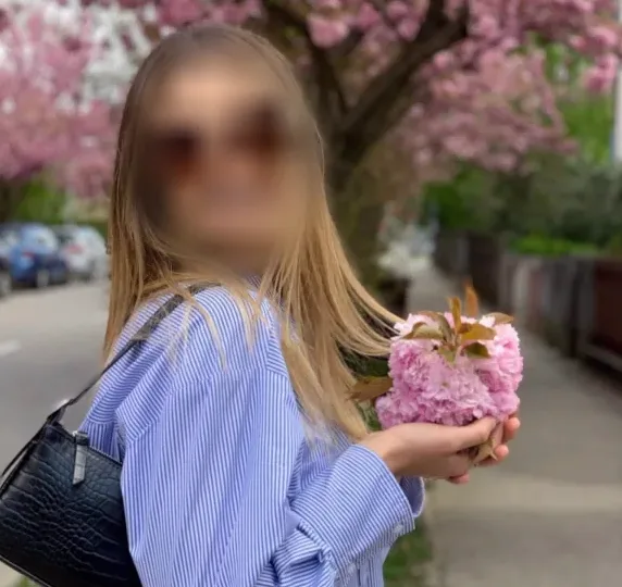 Romana, 23